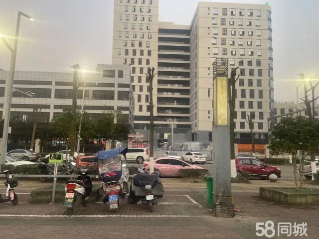 （转让因家中有事，低价转让，可教瓦罐，黄焖鸡